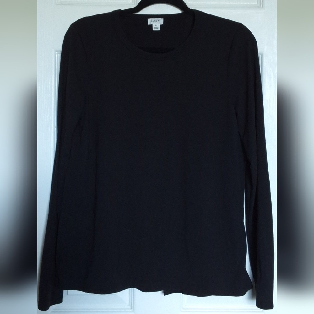 J. Crew Medium Long Sleeve T-Shirt Back Slit Classic Modest Neutral Relaxed